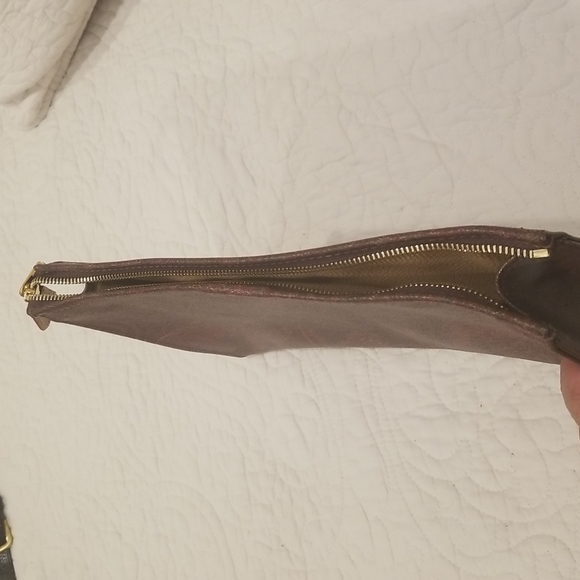 Women's Etro Clutch Handbag...made in Italy (purchased in Milan) - Picture 3 of 5